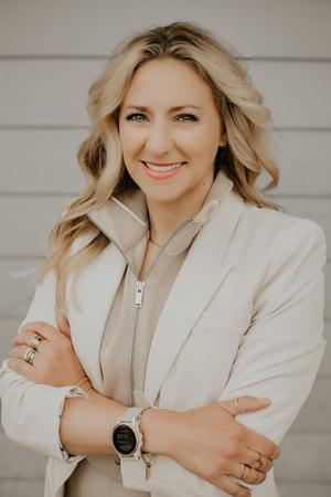 Image of Jennifer Riggle